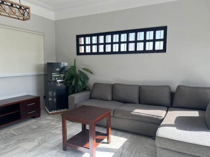 9 Bedroom Near Aga Khan, Dhoraji