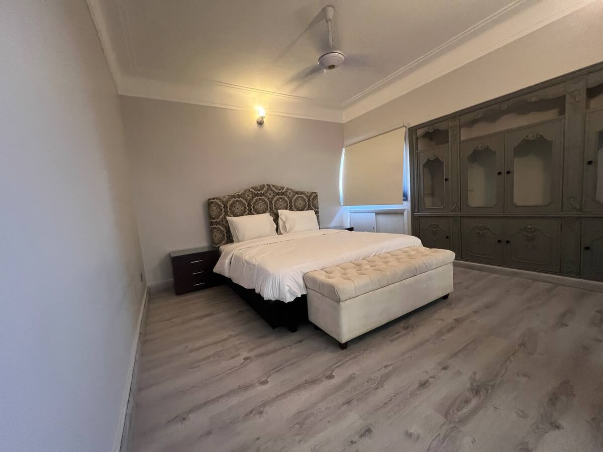 2 Bedroom 2nd Floor in Dhoraji Villa (Aga Khan)