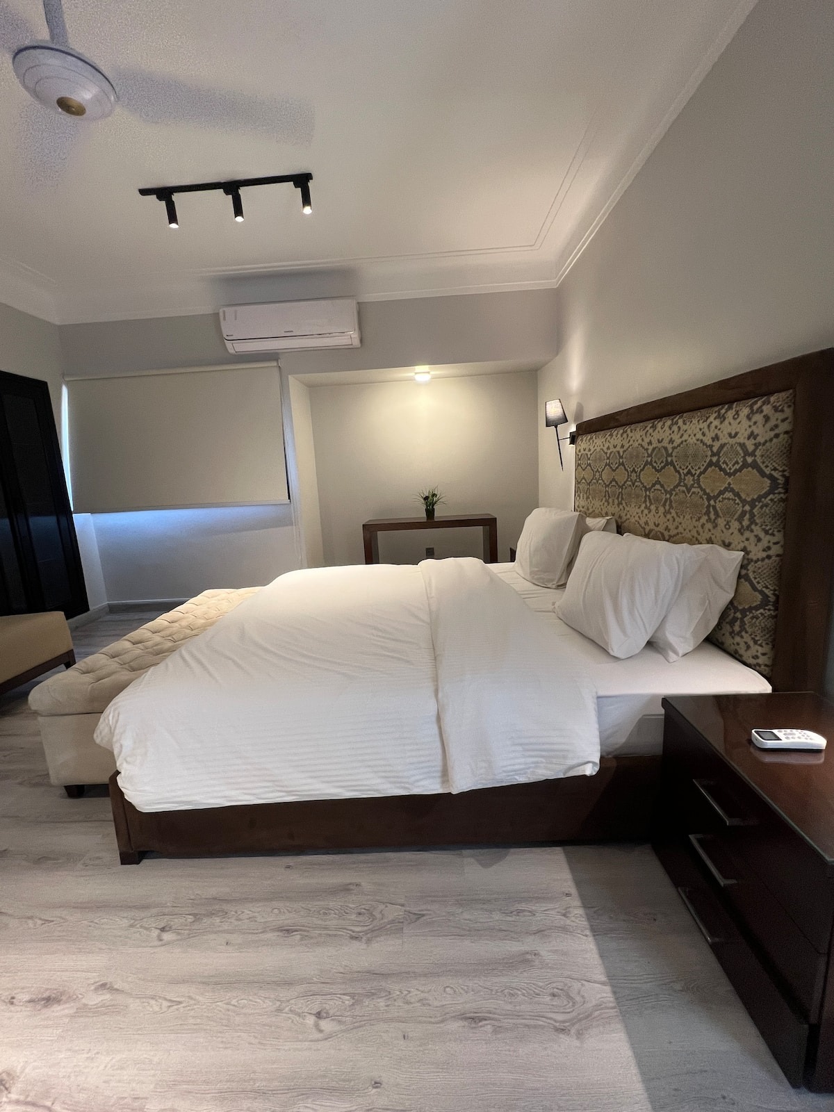 2 Bedroom 2nd Floor in Dhoraji Villa (Aga Khan)